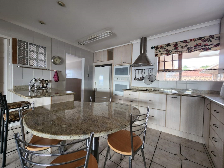 3 Bedroom Property for Sale in Mossel Bay Central Western Cape